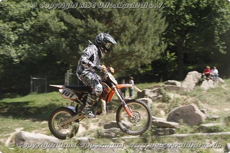 cc_3_4_1075.jpg