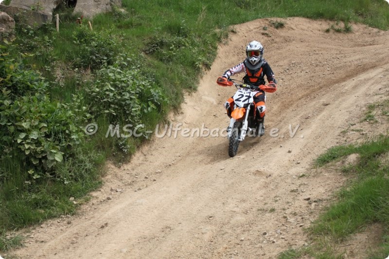 cc131052015_006.jpg